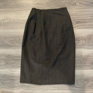 Studio 205 100% wool brown pencil skirt size 8